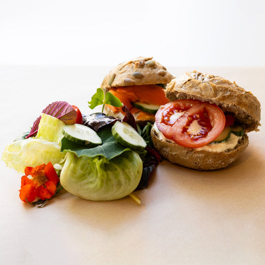 Sandwich & Side-Salad (Vegetarian)